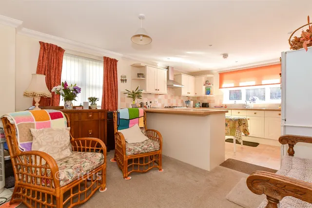 Millways, Freshwater, PO40, photo 3
