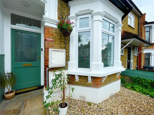 Winchester Road, London, E4, photo 2
