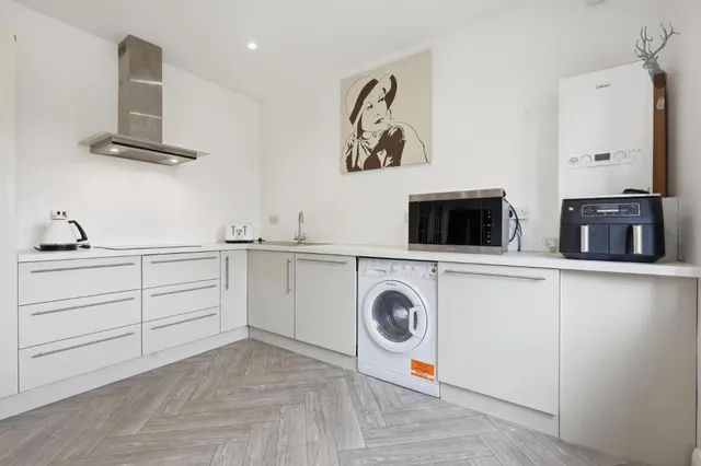 Briscoe Road, Rainham, RM13, photo 3