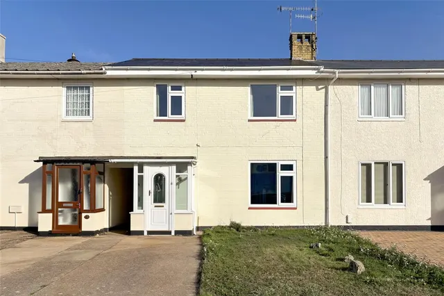 Goring-by-Sea, Worthing, BN12, photo 1