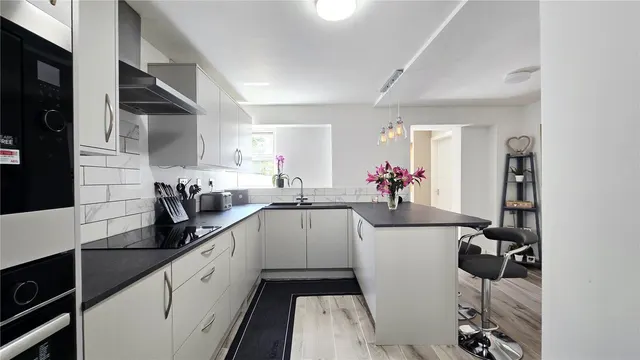 Llanfachraeth, Holyhead, LL65, photo 2