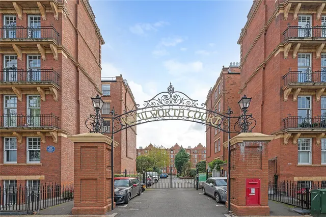 Photo 2 — Kenilworth Court, Lower Richmond Road, Putney, London, SW15