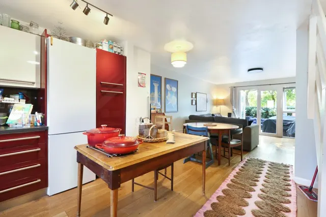 Brockley Park, London, SE23, photo 1