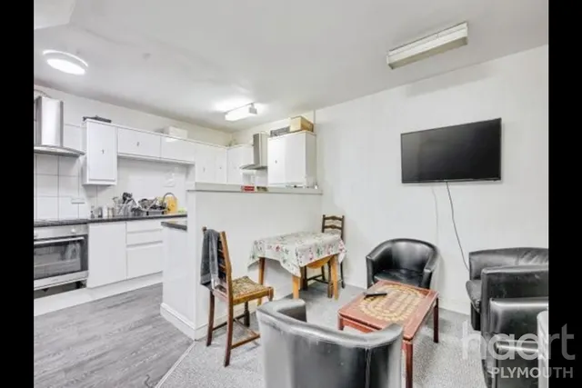 Ladysmith Road, Plymouth, PL4, photo 2