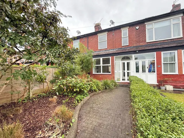 Beech Grove, Sale, photo 1