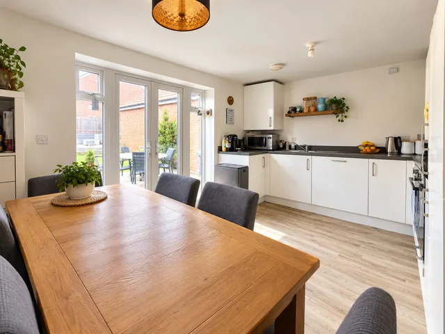 Falcon Drive, Didcot, OX11, photo 2