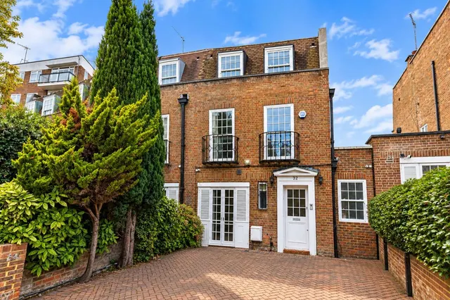 Belsize Road, London, NW6, photo 1