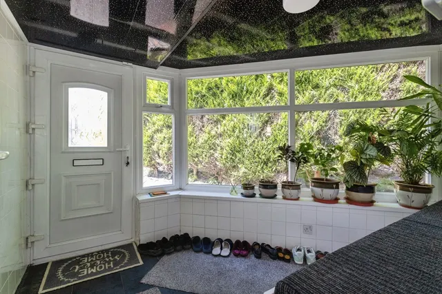 Photo 2 — Aspen Close, Stockport, Greater Manchester, SK4