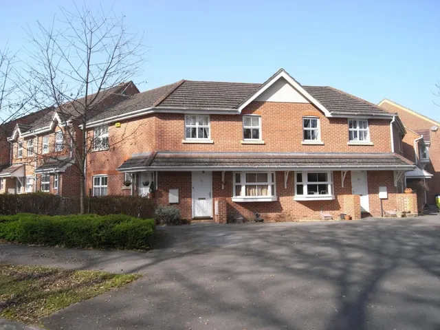 Tristram Close, Knightwood Park, SO53, photo 1