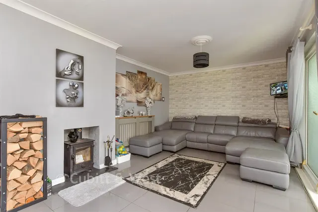 Hunston Close, Brighton, BN2, photo 3