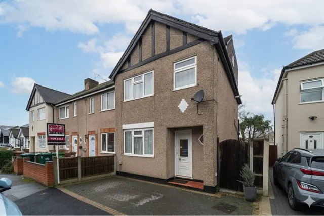 Marlborough Road, Ashford, photo 2