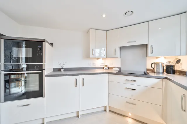 Reading Road, Henley-On-Thames, RG9, photo 3