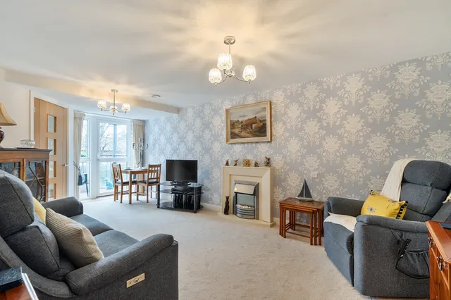 Reading Road, Henley-On-Thames, RG9, photo 2