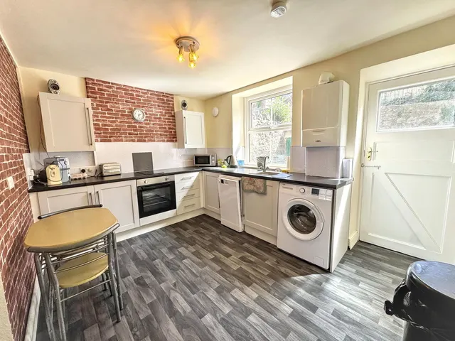 Photo 3 — Wellington Road, Old Colwyn, Colwyn Bay, Conwy, LL29 9ND