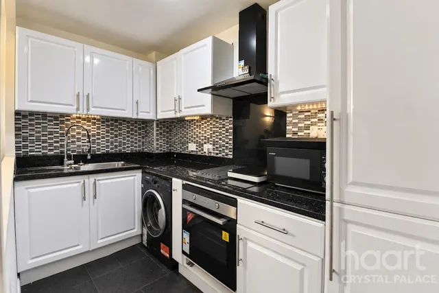 Ardent Close, London, SE25, photo 3