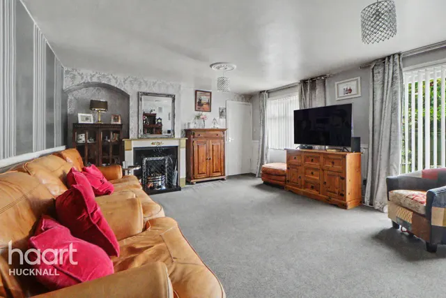 Quarry Avenue, Nottingham, NG6, photo 2
