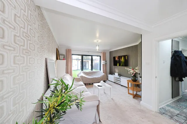 Southfield Road, Nottingham, NG8, photo 2