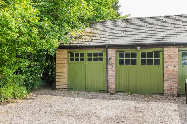 Tarporley Road, Tarporley, photo 3