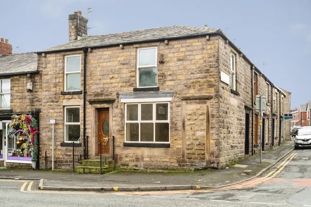 Halliwell Road, Bolton, BL1, photo 2