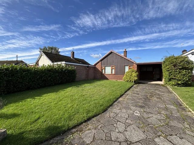 Orchard Drive, Handforth, SK9, photo 1