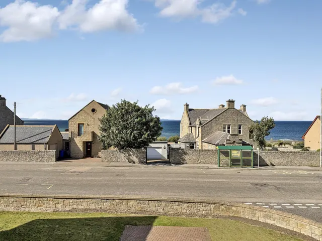 Marine Court, Lossiemouth, photo 2