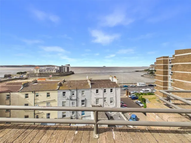 Knightstone Road, Weston-super-Mare, BS23, photo 2