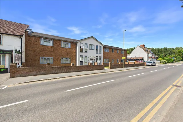 Deepcut Bridge Road, Deepcut, GU16, photo 1