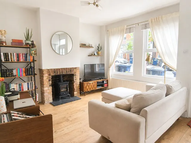 1 bedroom flat — Welbeck Road, East Barnet, EN4