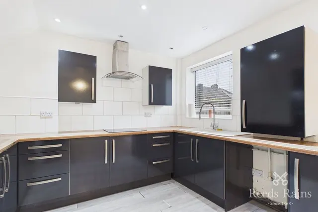 Abdale Road, Liverpool, Merseyside, L11, photo 1