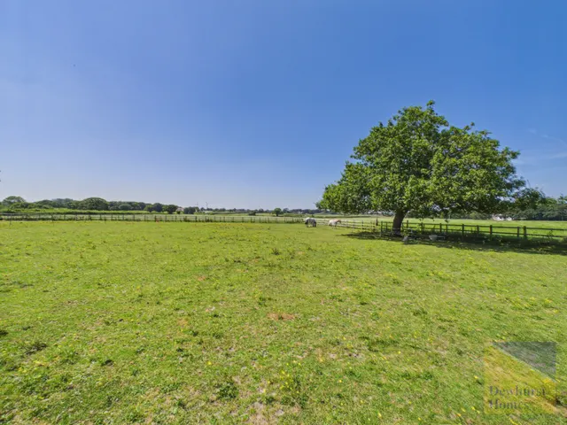 Photo 3 — Poultons Farm, Longmoor Lane, Preston, Lancashire, PR3 0JB