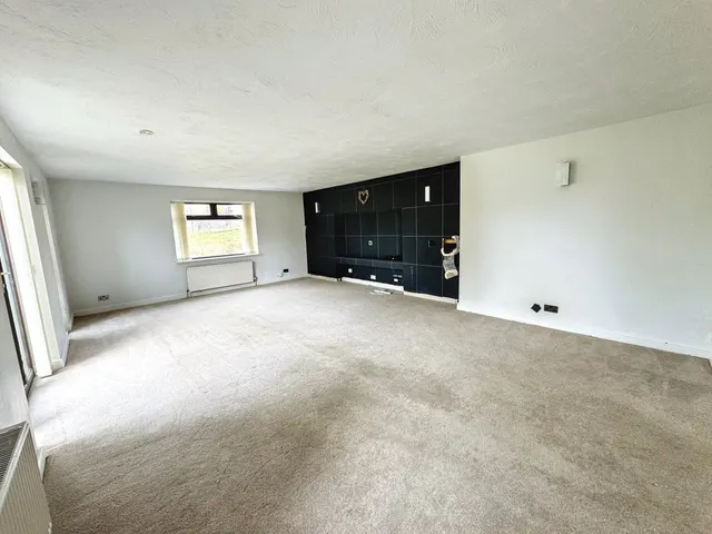 Photo 2 — Brynhyfryd Grove, Abergele, Conwy, LL22 7HD