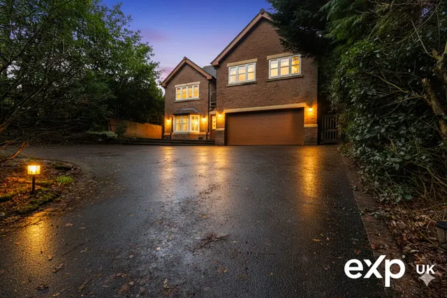 Church Drive, Ravenshead, photo 2