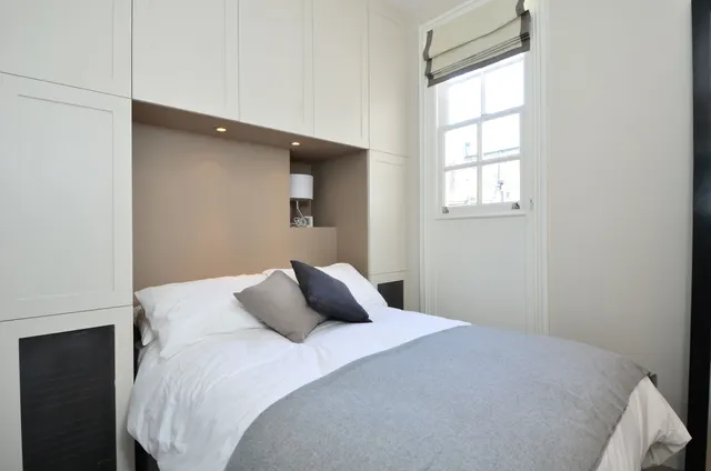 Photo 3 — Flat 3, 49 Edith Grove, London