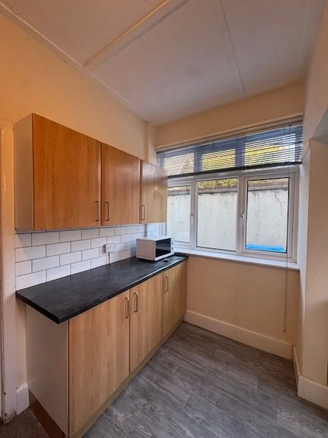 Wimborne Road, Bournemouth, BH9, photo 3
