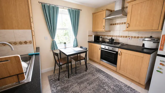 Glandford Way, Chadwell Heath, RM6, photo 3