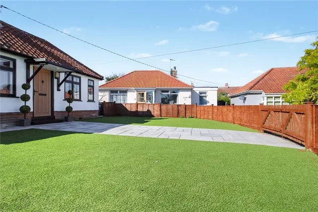 Pier Avenue, Southwold, IP18, photo 3