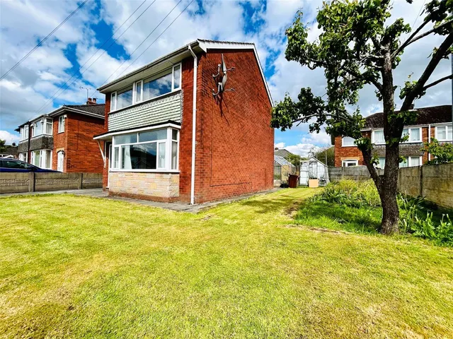 Photo 2 — Fairfax Place, Walton-le-Dale, Preston, Lancashire, PR5