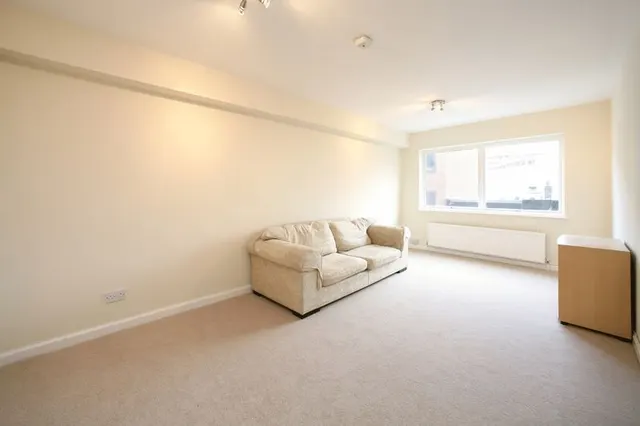 Photo 2 — Iverson Road, West Hampstead, London