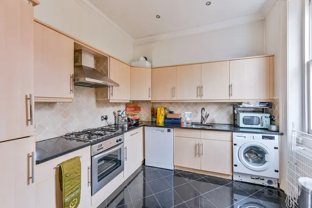 London, NW6, photo 2