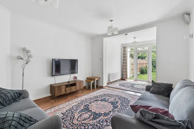 Eastern Avenue, Pinner, HA5, photo 3