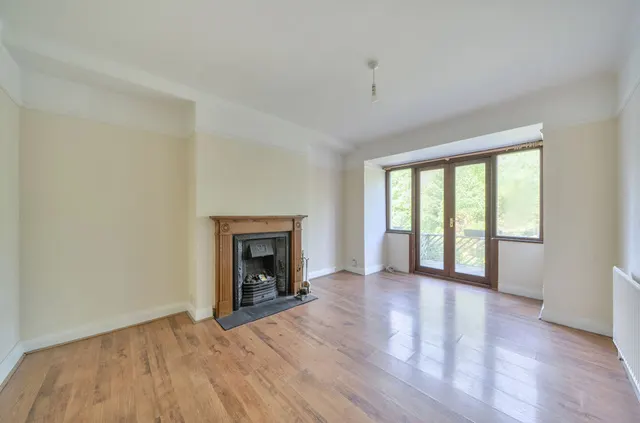 Photo 3 — Grasmere Road, Purley CR8 1DY