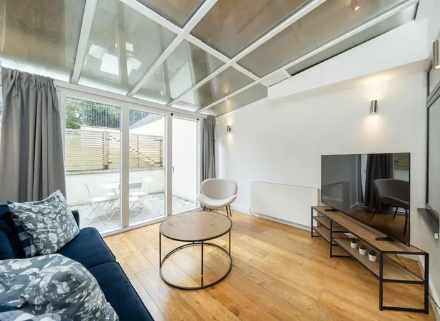 Graham Road, Hendon, NW4, photo 3