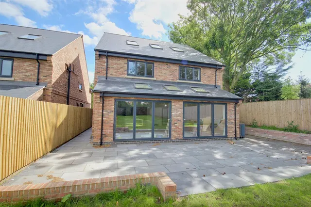 Photo 3 — Riplingham Road, Skidby