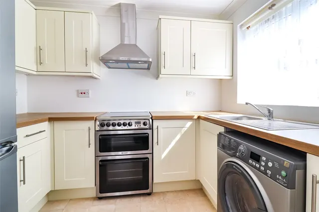 Photo 3 — Clarence Road, Fleet, Hampshire, GU51 3XS