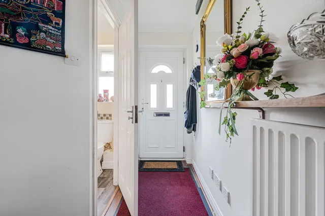 Masefield Way, Royston, SG8, photo 3
