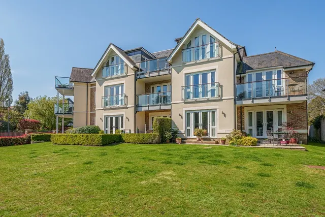 Longworth Drive, Maidenhead, SL6, photo 1