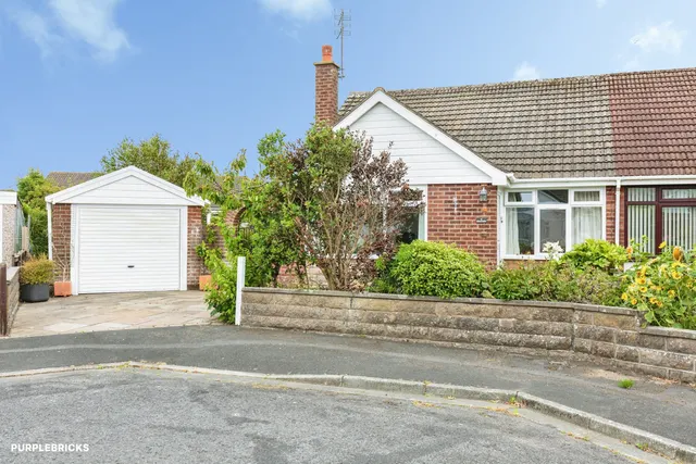 Silverdale, Blackpool, FY2, photo 1