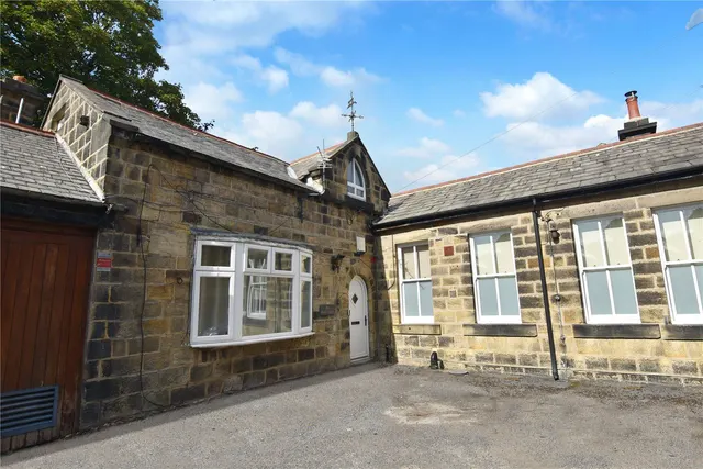 Clarence Road, Horsforth, LS18, photo 1