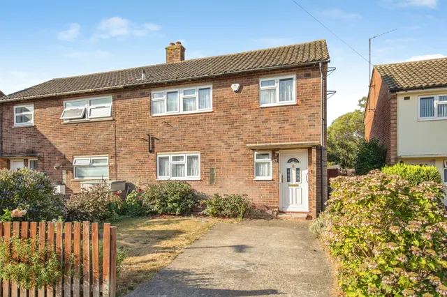 Spruce Avenue, Greenstead, COLCHESTER, photo 1