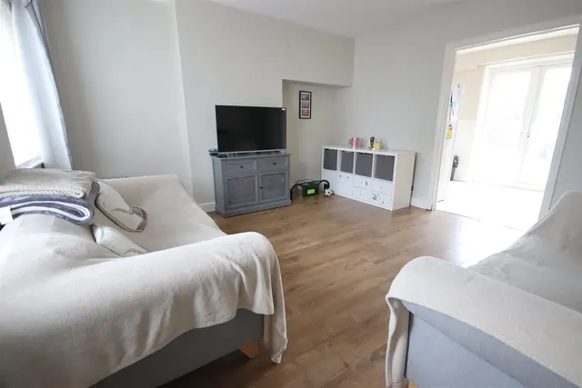 Woodlands Road, Chippenham, photo 2
